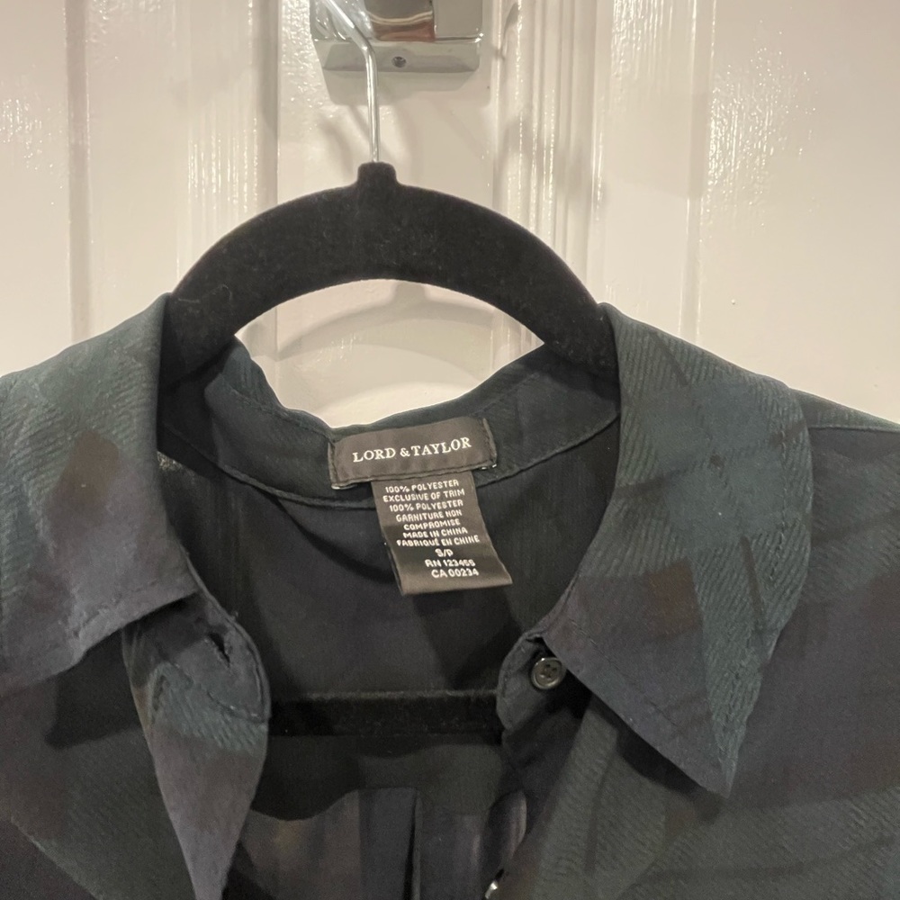 LORD & TAYLOR Sheer Plaid Green & Blue Blouse Top Women Sz Small Office - Picture 4 of 9